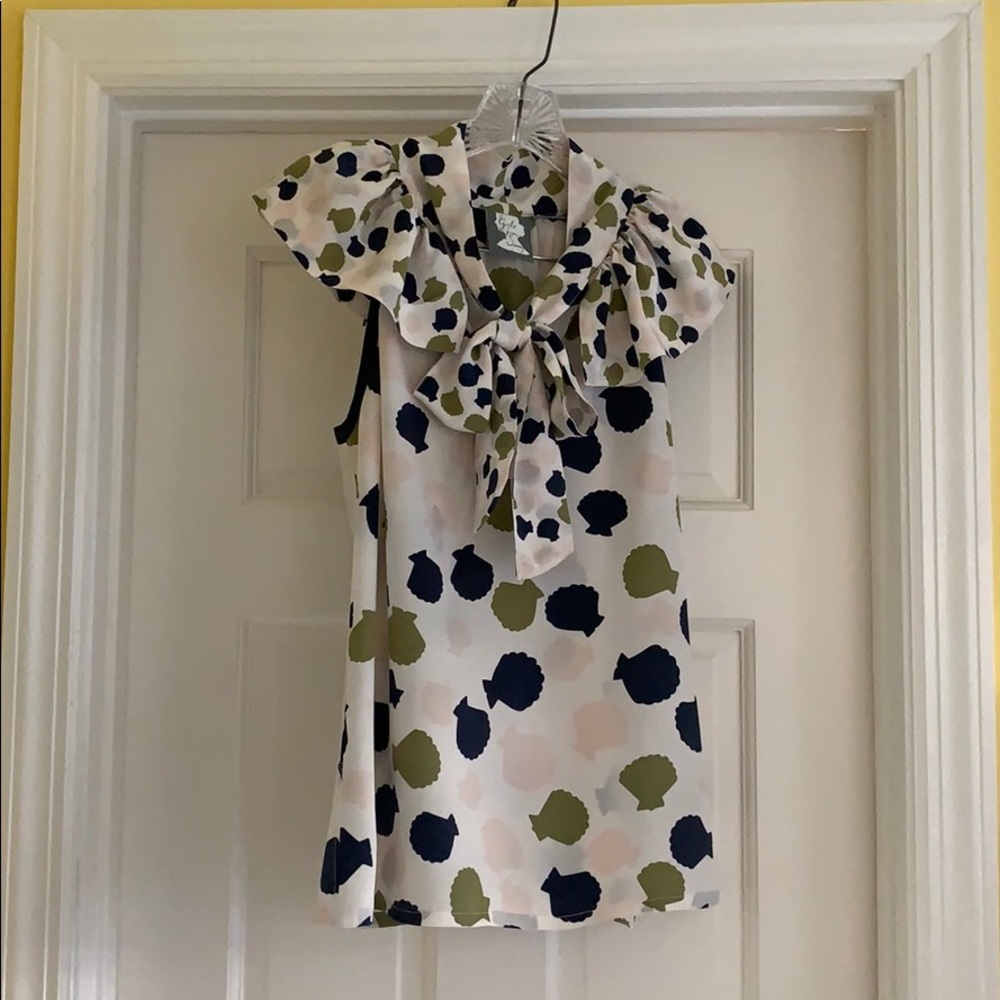 Sea Shell Pussy Bow Top